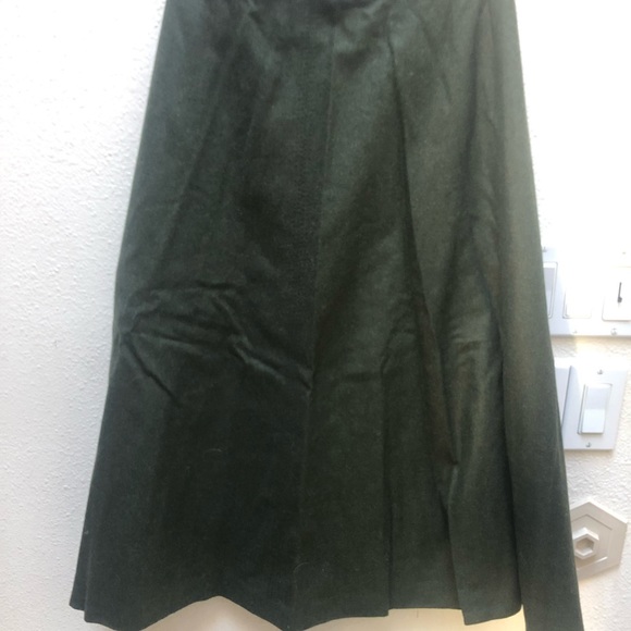 Geiger vintage jacket and skirt outfit - Picture 10 of 13